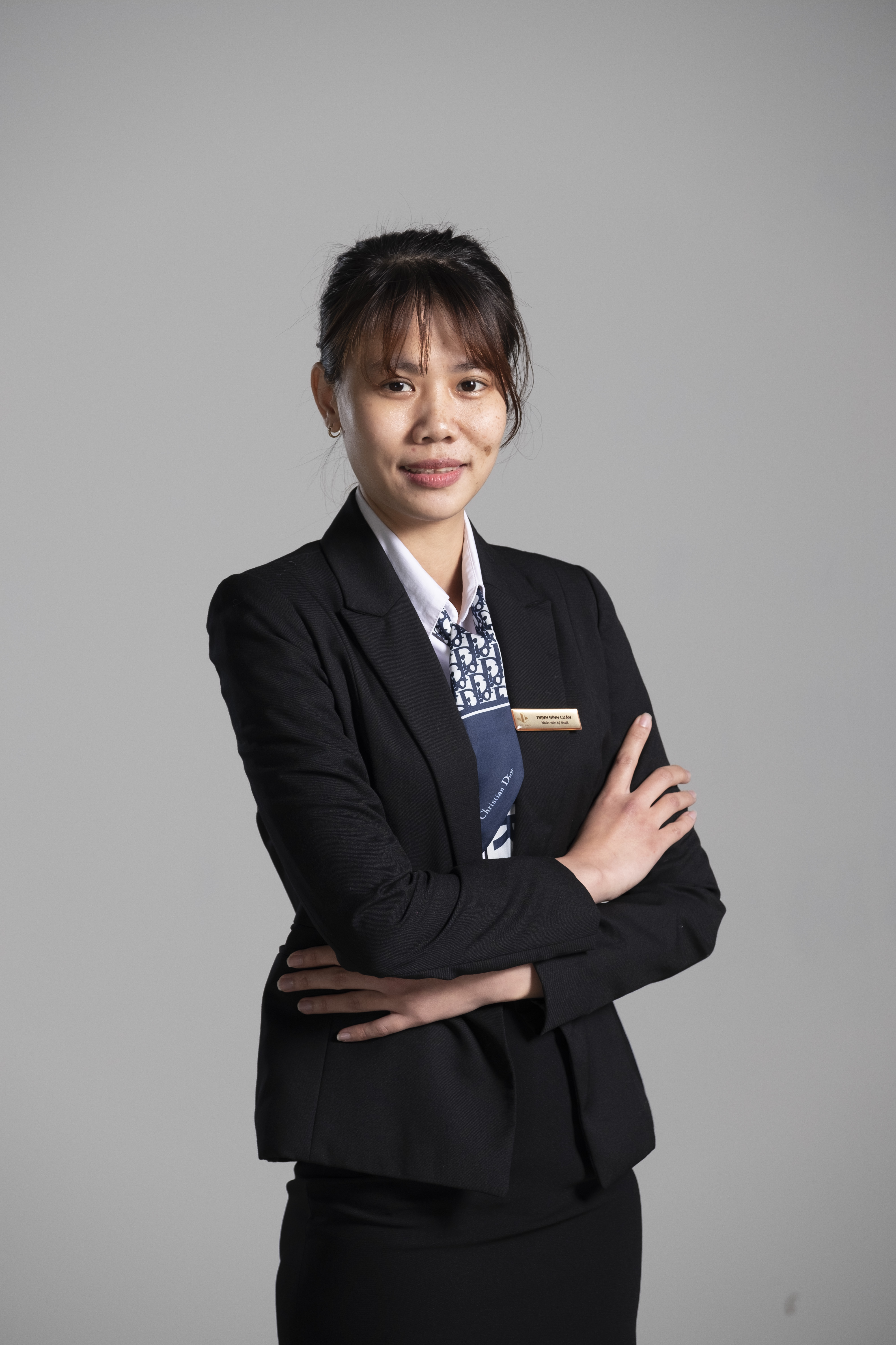 Ms. Phan Thị Hồng